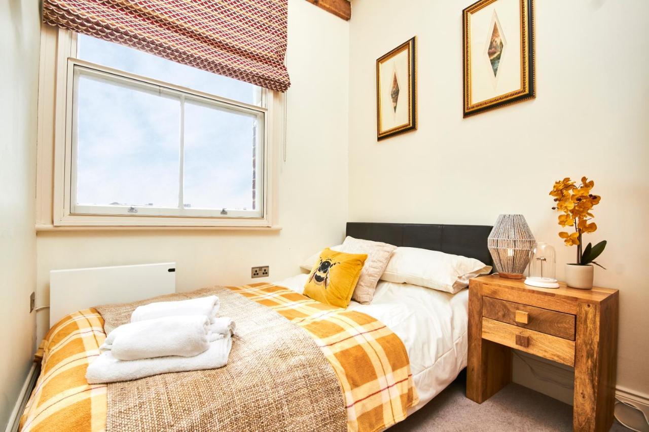 Апартаменты The Magical Gem Of York - Sleeps 7 Экстерьер фото